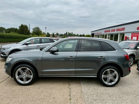 Audi Q5 2.0 Tdi S Grey #4