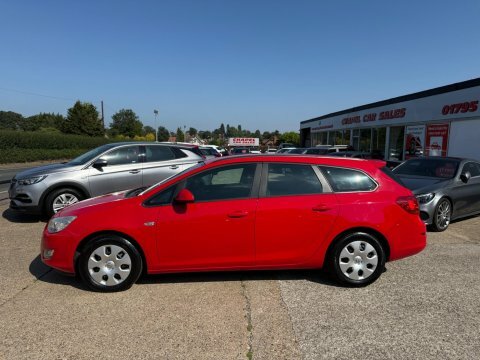 Vauxhall Astra 1.3 Cdti Ecoflex Red #4