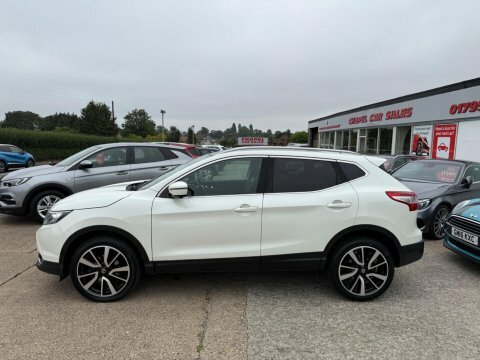 Nissan Qashqai 1.6 Dci Tekna MJ15GUF White #4