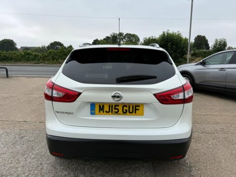 Nissan Qashqai 1.6 Dci Tekna MJ15GUF White #6