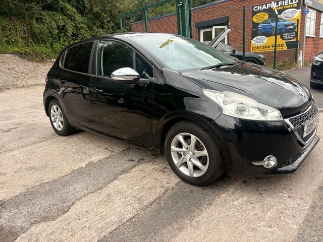Peugeot 208 2015 1.2 Vti Puretech Style Hatchback M Black