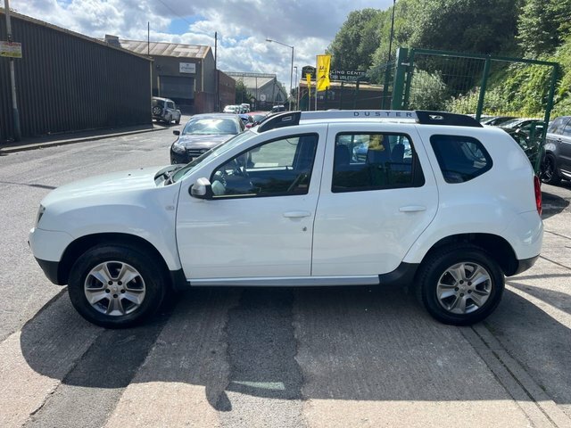 Dacia Duster 2016 1.5 Dci Laureate Suv 4Wd Eu White #3