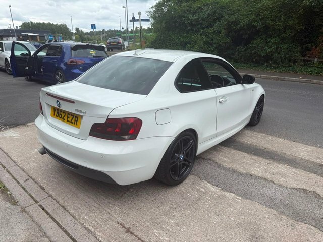 BMW 1 Series 118D M Sport U321 White #8