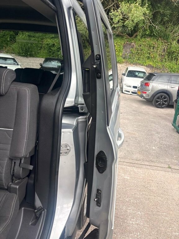 Ford Grand Tourneo Connect Tdci Titanium Blue #20