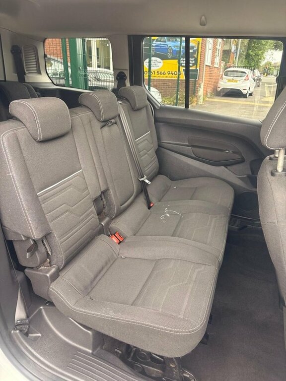 Ford Grand Tourneo Connect Tdci Titanium Blue #15