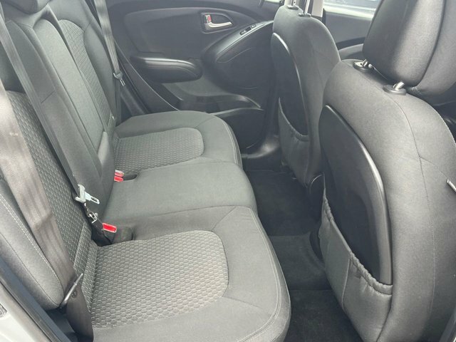 Hyundai Ix35 1.7 Crdi Premium 2Wd Black #15