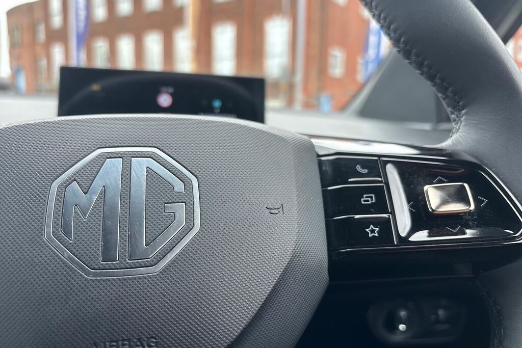 MG Xpower 320Kw Ev Xpower 64Kwh Grey #32