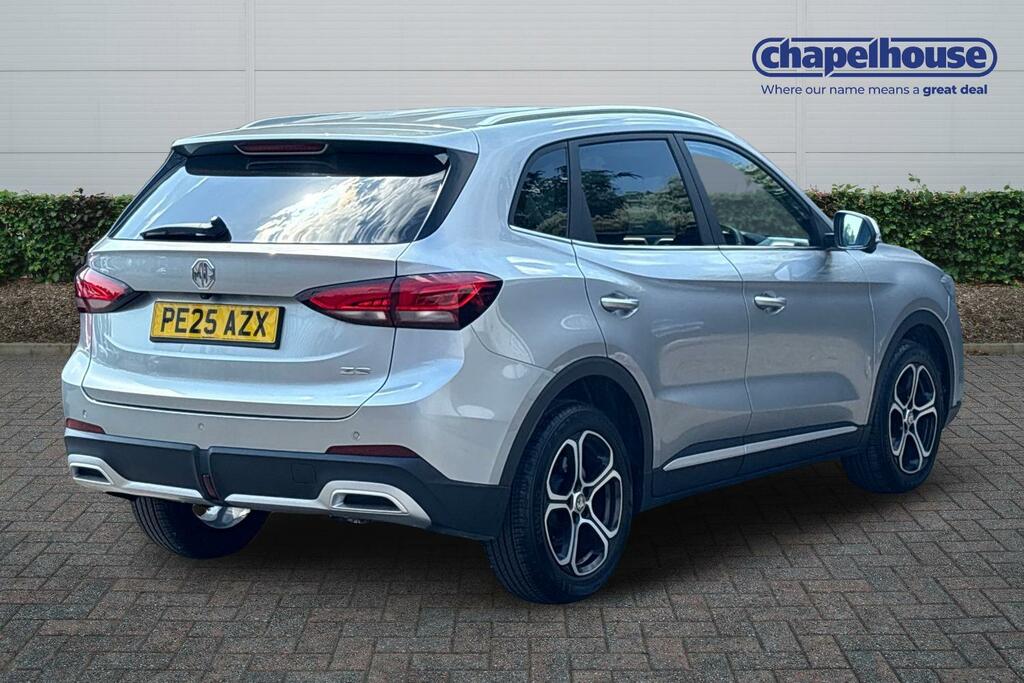 MG ZS Se 1.5 Silver #3