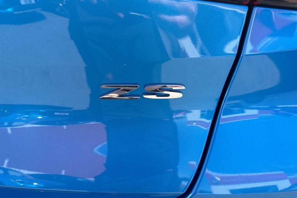 MG ZS Automatic Red #24