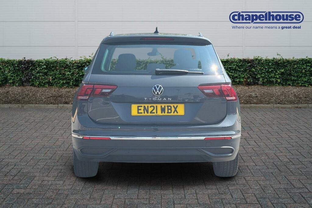 Volkswagen Tiguan Life Tsi S-a 1.5 Grey #4