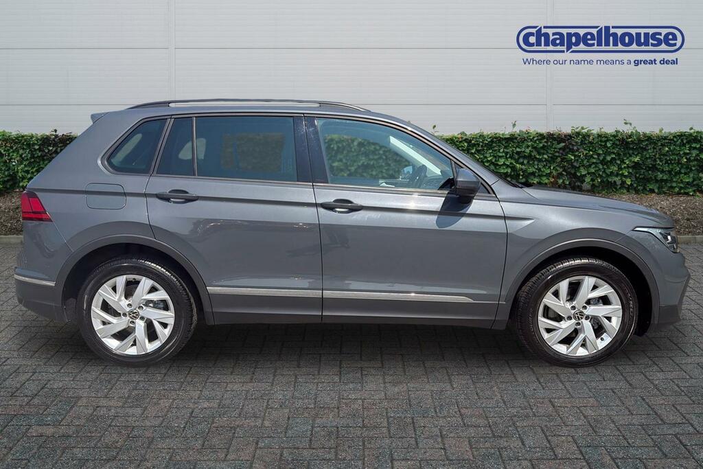 Volkswagen Tiguan Life Tsi S-a 1.5 Grey #2