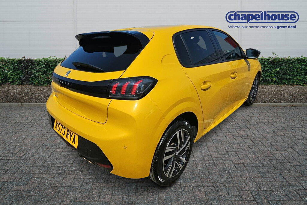 Peugeot 208 Allure Premium Puretech Ss 1.2 Yellow #3