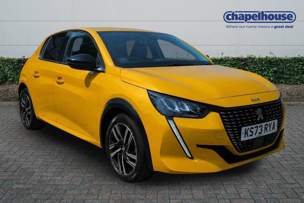 Peugeot 208 Allure Premium Puretech Ss 1.2 KS73RYA Yellow