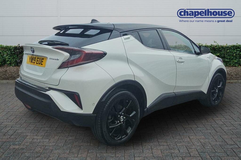 Toyota C-Hr Dynamic Hev Cvt 1.8 White #3