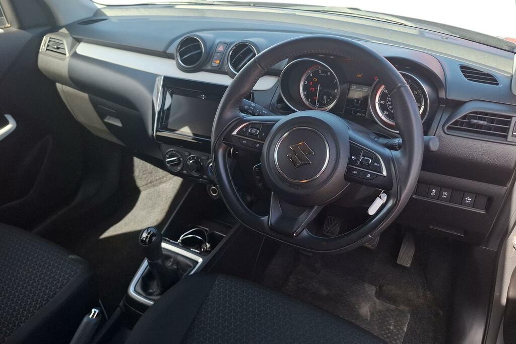 Suzuki Swift 1.2 Mild Hybrid Motion Silver #10