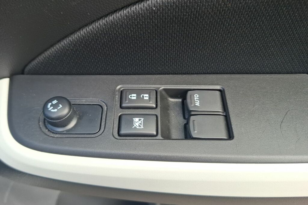 Suzuki Swift 1.2 Mild Hybrid Motion Silver #24