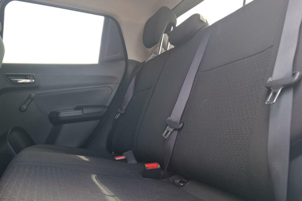 Suzuki Swift 1.2 Mild Hybrid Motion Silver #17