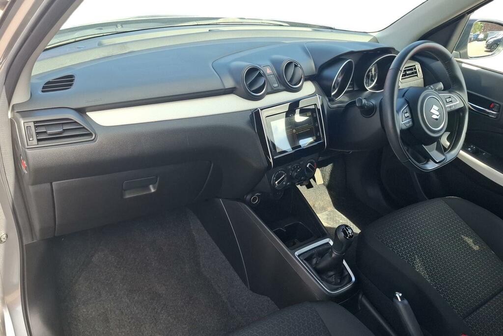 Suzuki Swift 1.2 Mild Hybrid Motion Silver #15