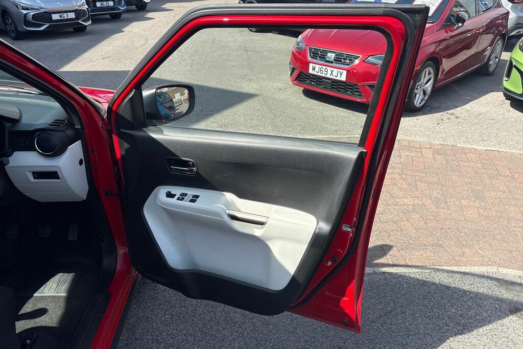 Suzuki Ignis Suzuki Ignis 1.2 Ignis Adventure Dualjet Red #26
