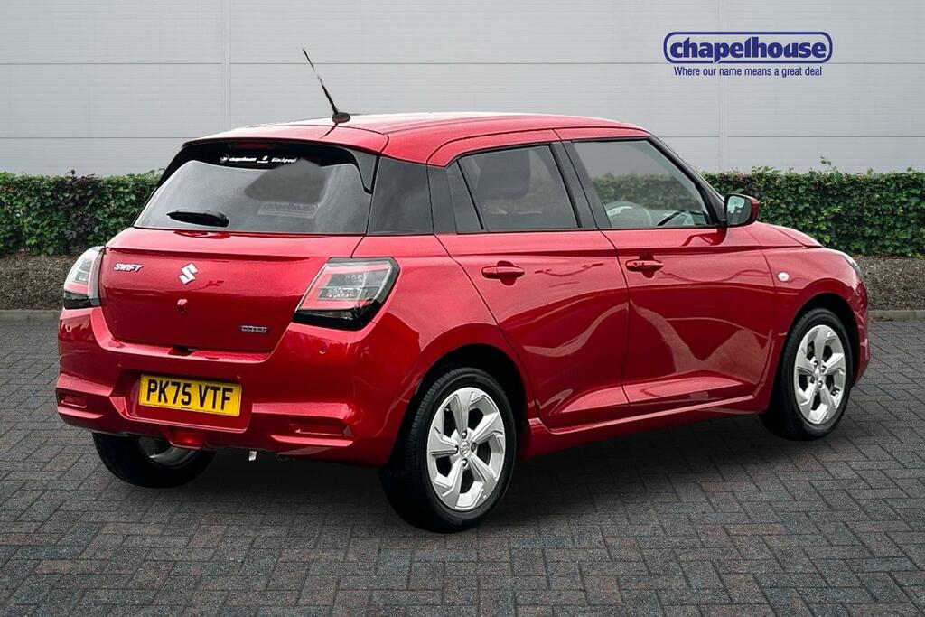 Suzuki Swift Motion Mhev 1.2 Red #3