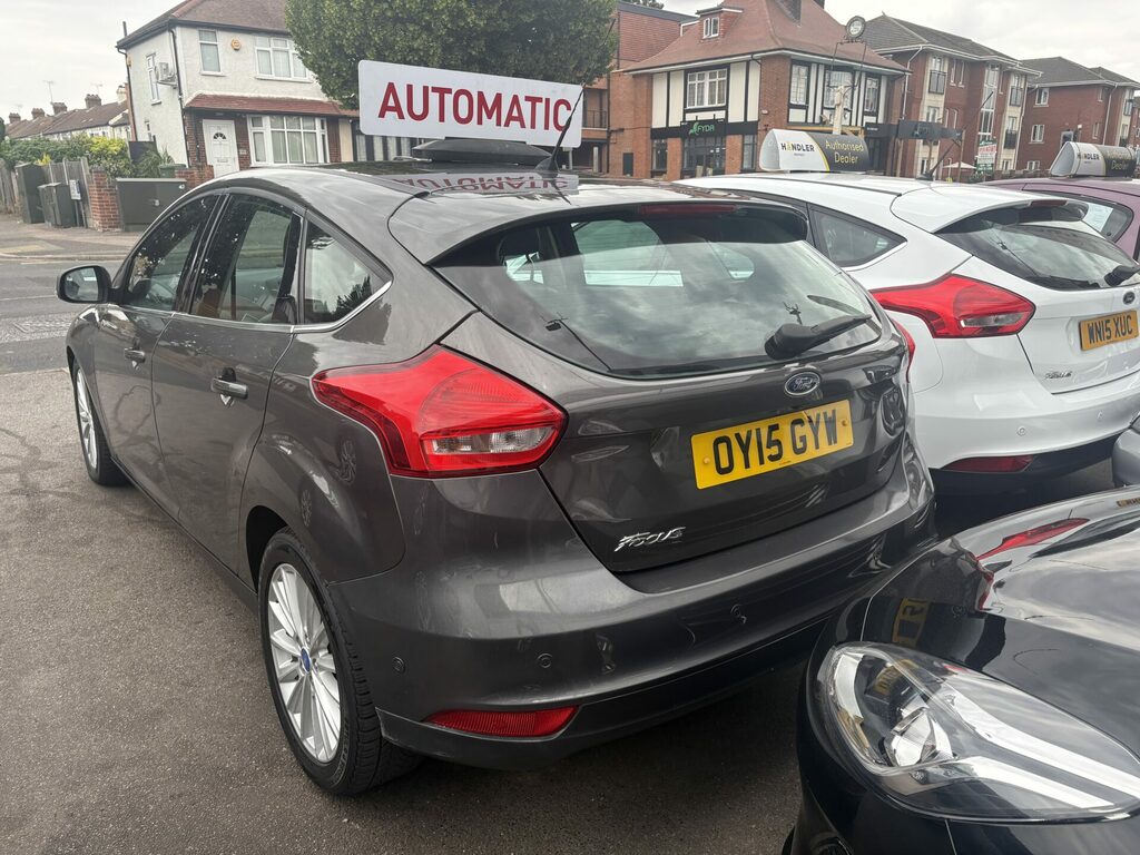 Ford Focus 1.0T Ecoboost Zetec Edition Euro 6 FG67KYW Grey #4
