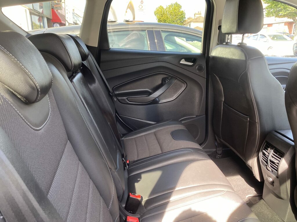 Ford Kuga 2.0 Tdci Titanium Suv 2Wd Euro 6 Silver #11