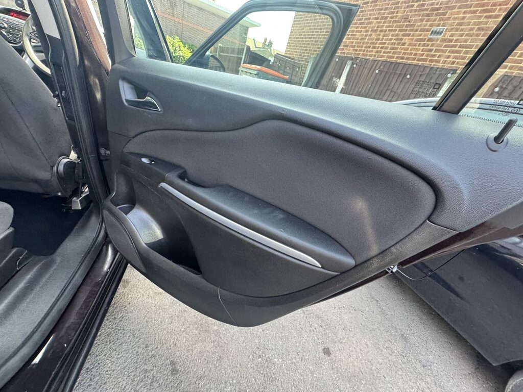 Vauxhall Zafira Tourer Tourer Enrgy Cdtie Black #22