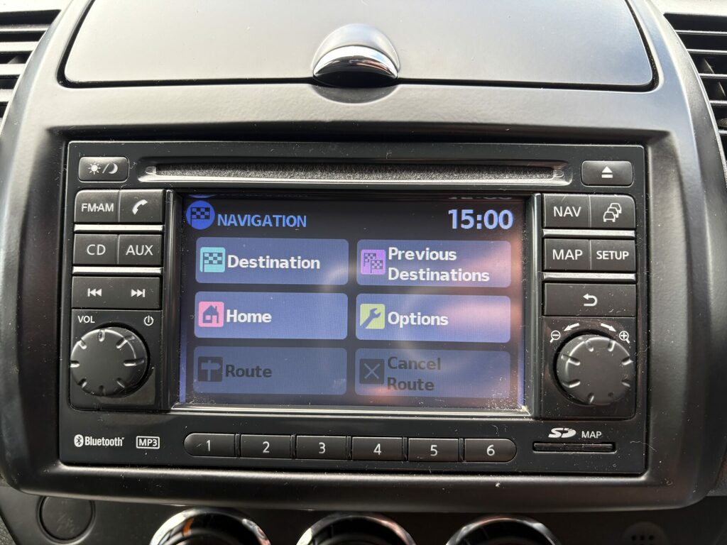 Nissan Note 1.4 16V N-tec 2013 Red #11