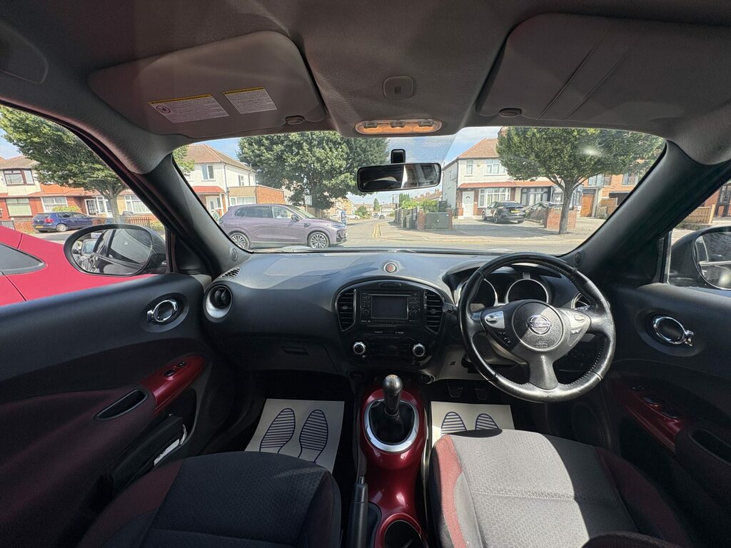 Nissan Juke 1.6 Acenta Premium Euro 5 S S Black #6