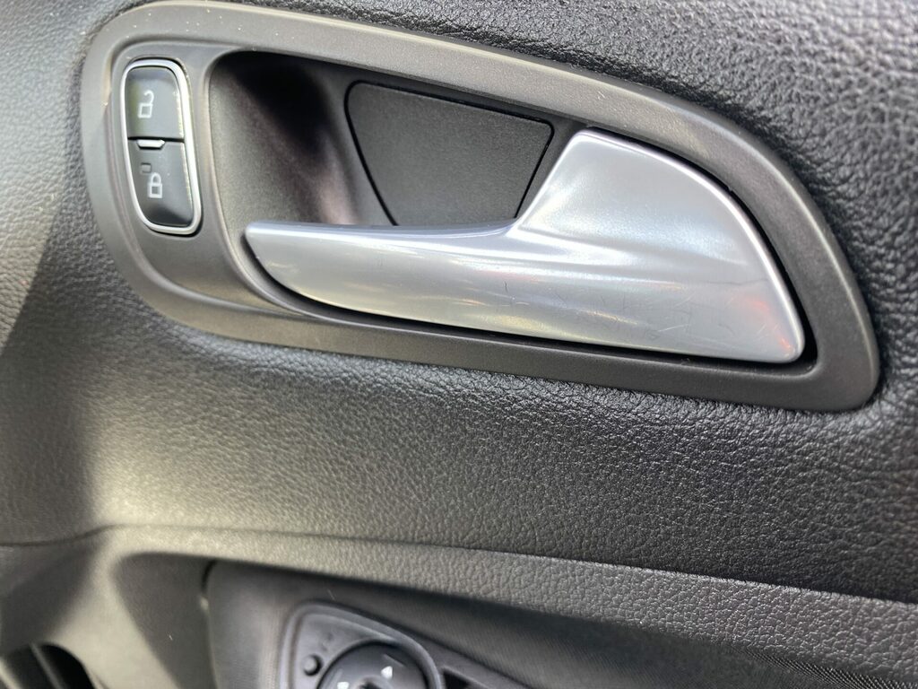 Ford Grand C-Max 1L Titanium Silver #12