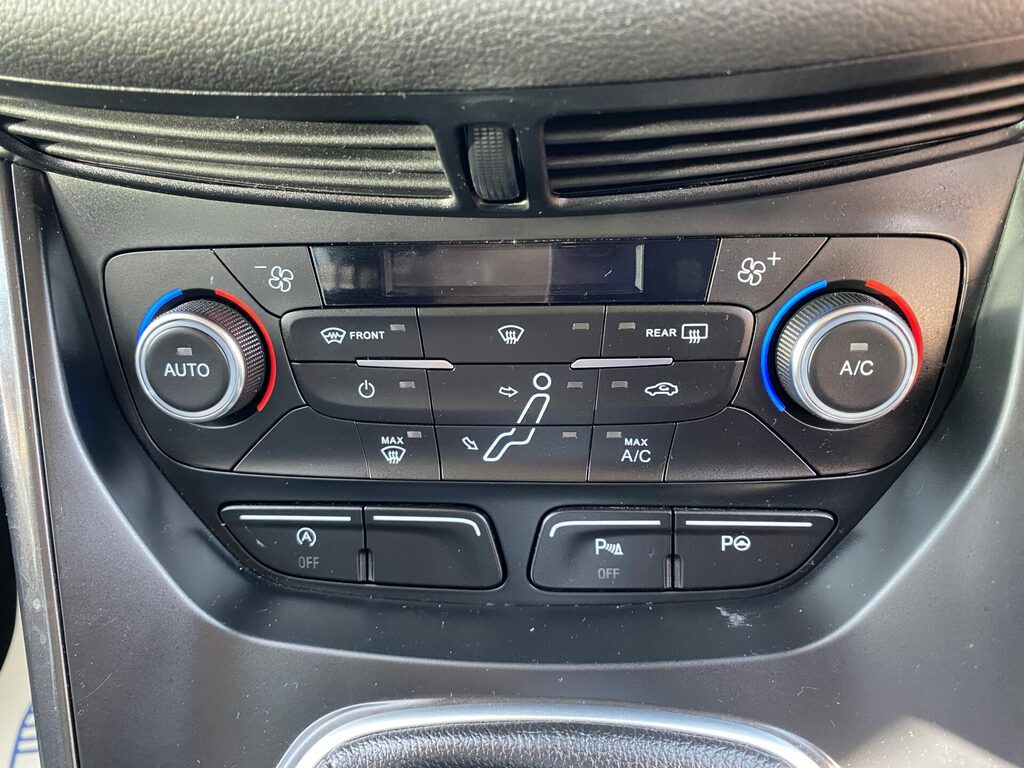 Ford Grand C-Max 1L Titanium Silver #18