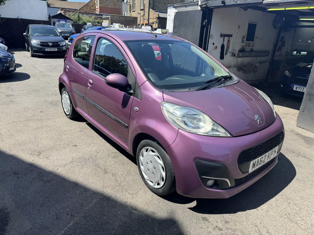Peugeot 107 Active Black #14