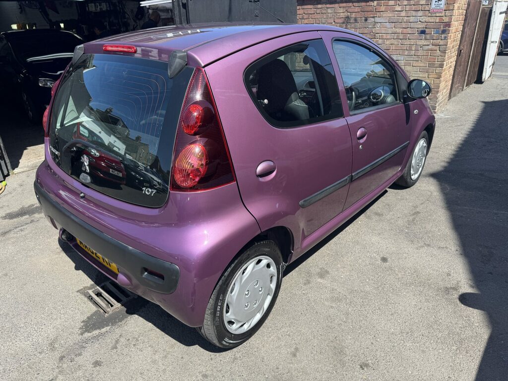 Peugeot 107 Active Black #20
