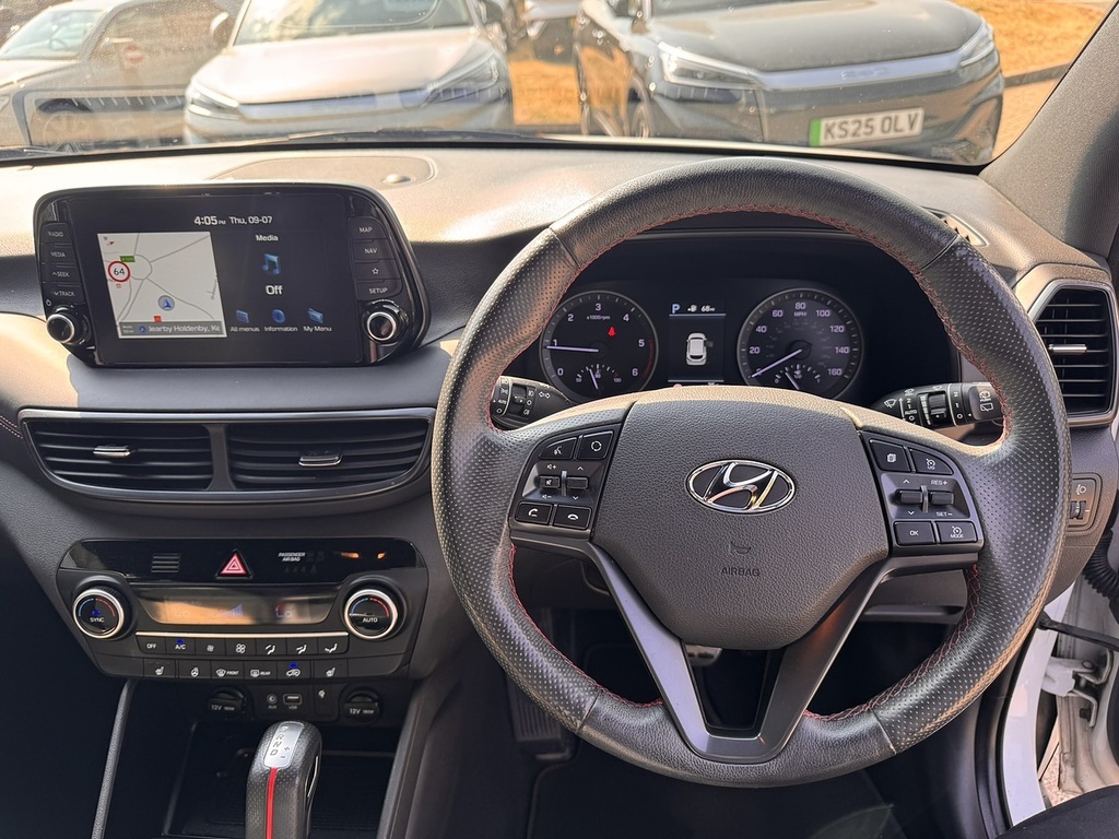 Hyundai Tucson Crdi Mhev N Line KY20KZA White #5
