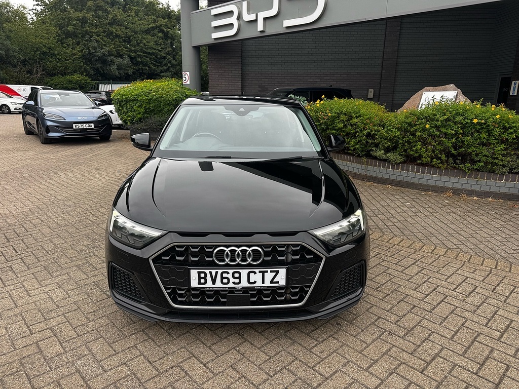 Audi A1 Tfsi Sport BV69CTZ Black #3