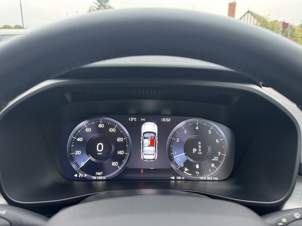 Volvo XC40 R-design Pro, B4 Mild Hybrid Carplay , Android A Black #9