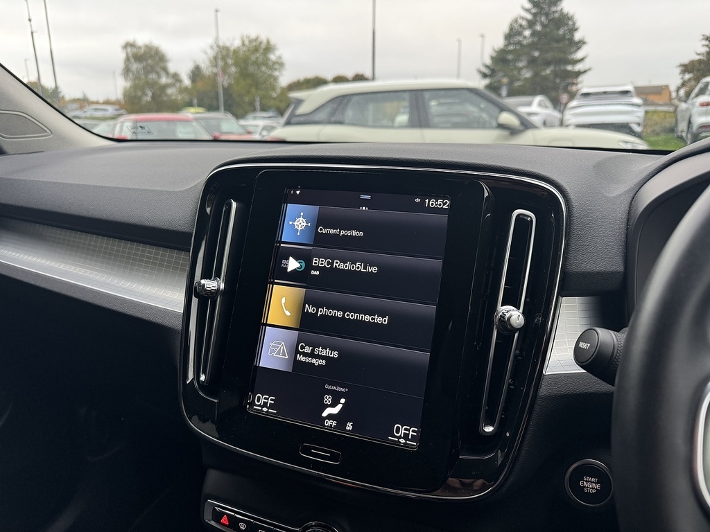 Volvo XC40 R-design Pro, B4 Mild Hybrid Carplay , Android A Black #11