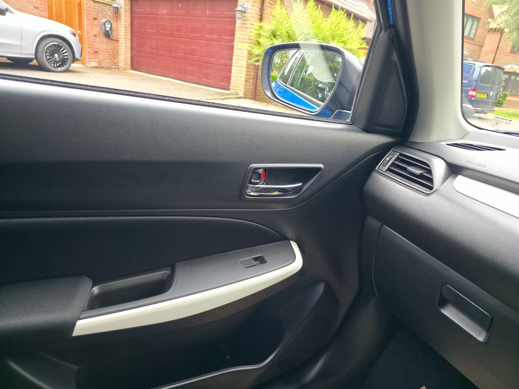 Suzuki Swift 2018 18 Sz3 White #35