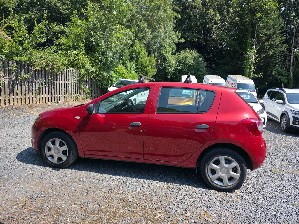 Dacia Sandero Ambiance Red #8