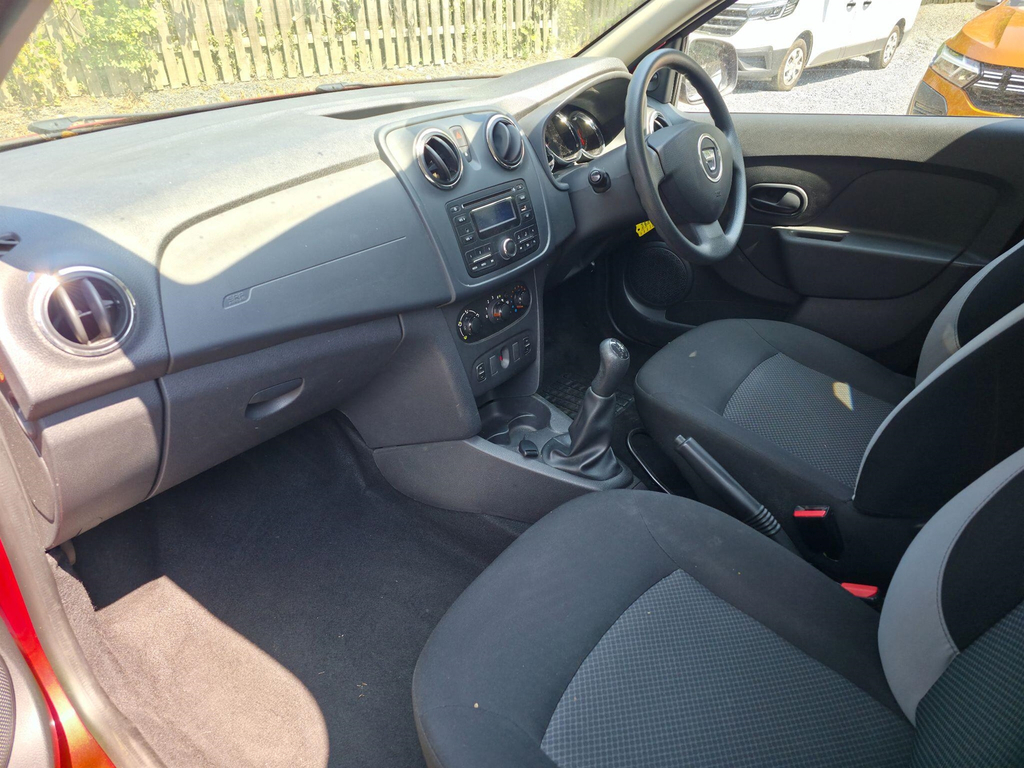 Dacia Sandero Ambiance Red #9