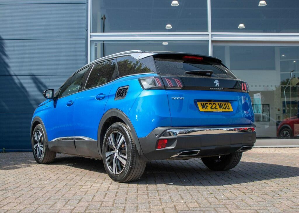 Peugeot 3008 1.6 13.2Kwh Gt E-eat Euro 6 S S Blue #4