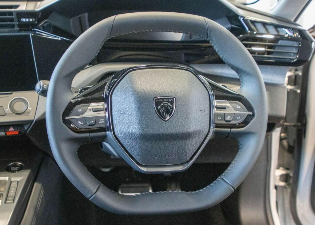 Peugeot 308 SW Puretech S S #18