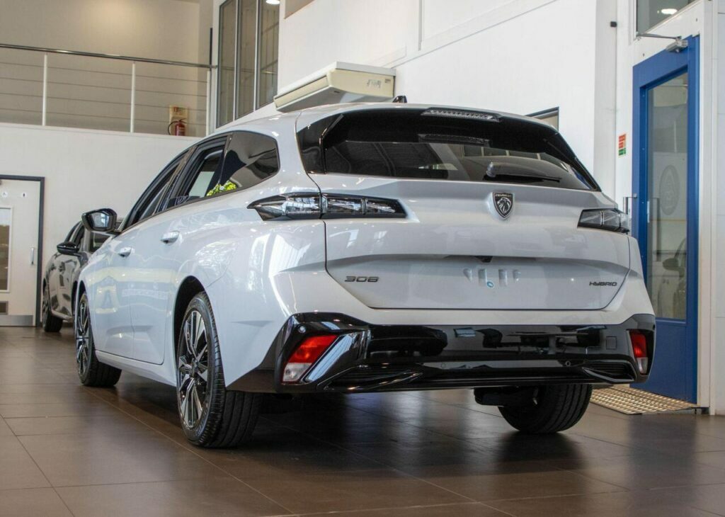 Peugeot 308 SW Puretech S S #8