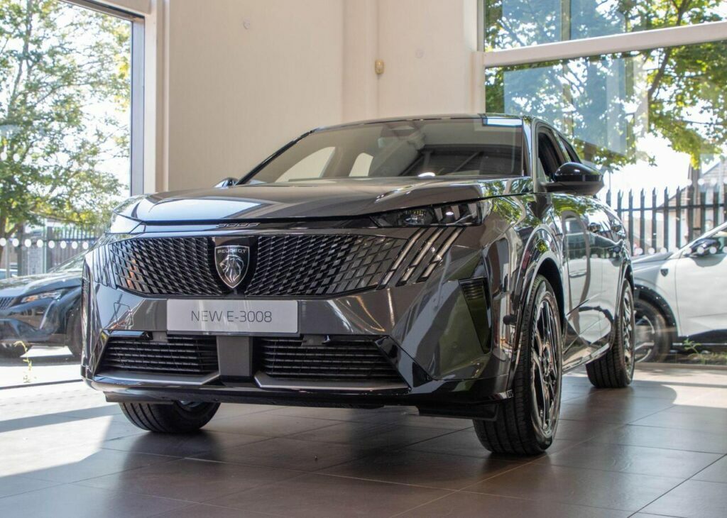 Peugeot 3008 1.5 Bluehdi Gt Line Eat8 #1
