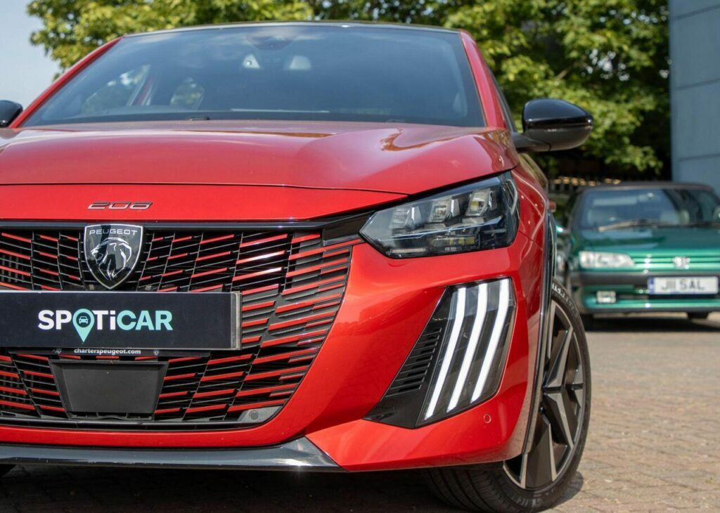 Peugeot 208 1.2 Gt E-dsc6 Euro 6 S S RK75VAE Red #5