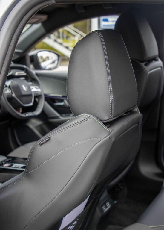 Peugeot e-208 50Kwh Gt  #26