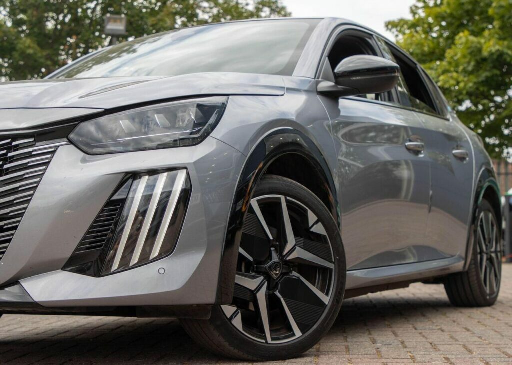 Peugeot e-208 50Kwh Gt  #27