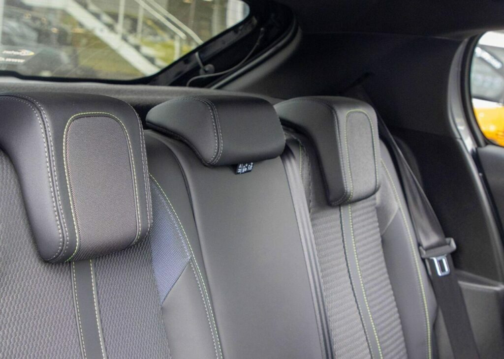 Peugeot e-208 50Kwh Gt  #28