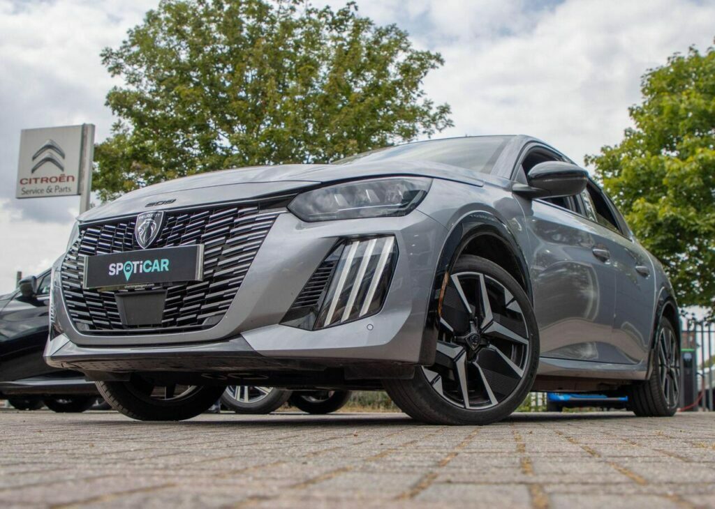 Peugeot e-208 50Kwh Gt  #8