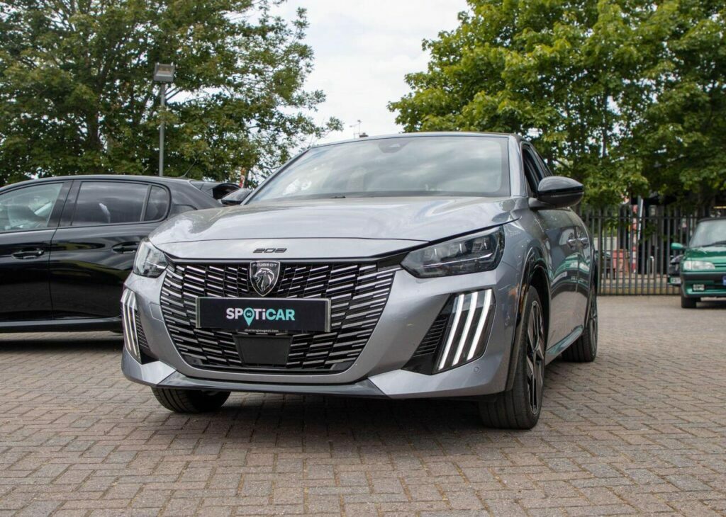 Peugeot e-208 51Kwh Gt 11Kw Charger Grey #6